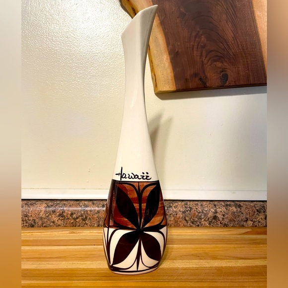 Vintage MCM Minimalist 'Pohaku Kiln' Hawaii Ceramic Bud Vase - Picture 1 of 6